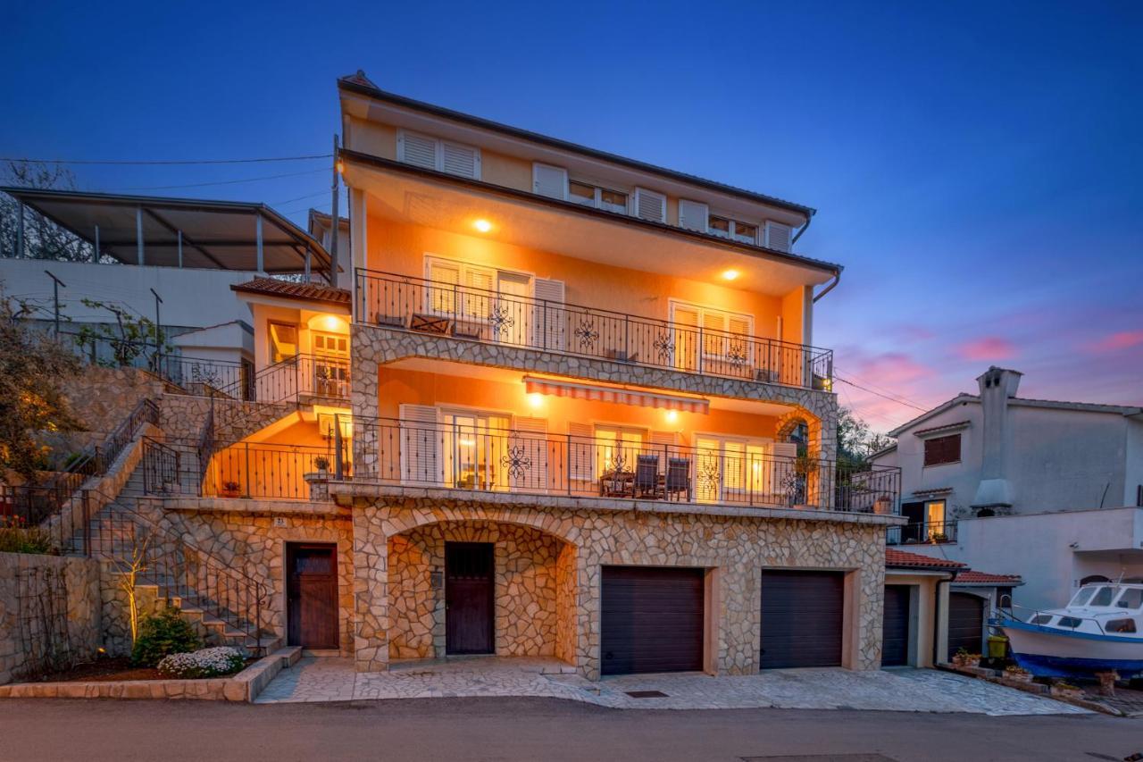 Apartman Marina Vrbnik Exterior foto