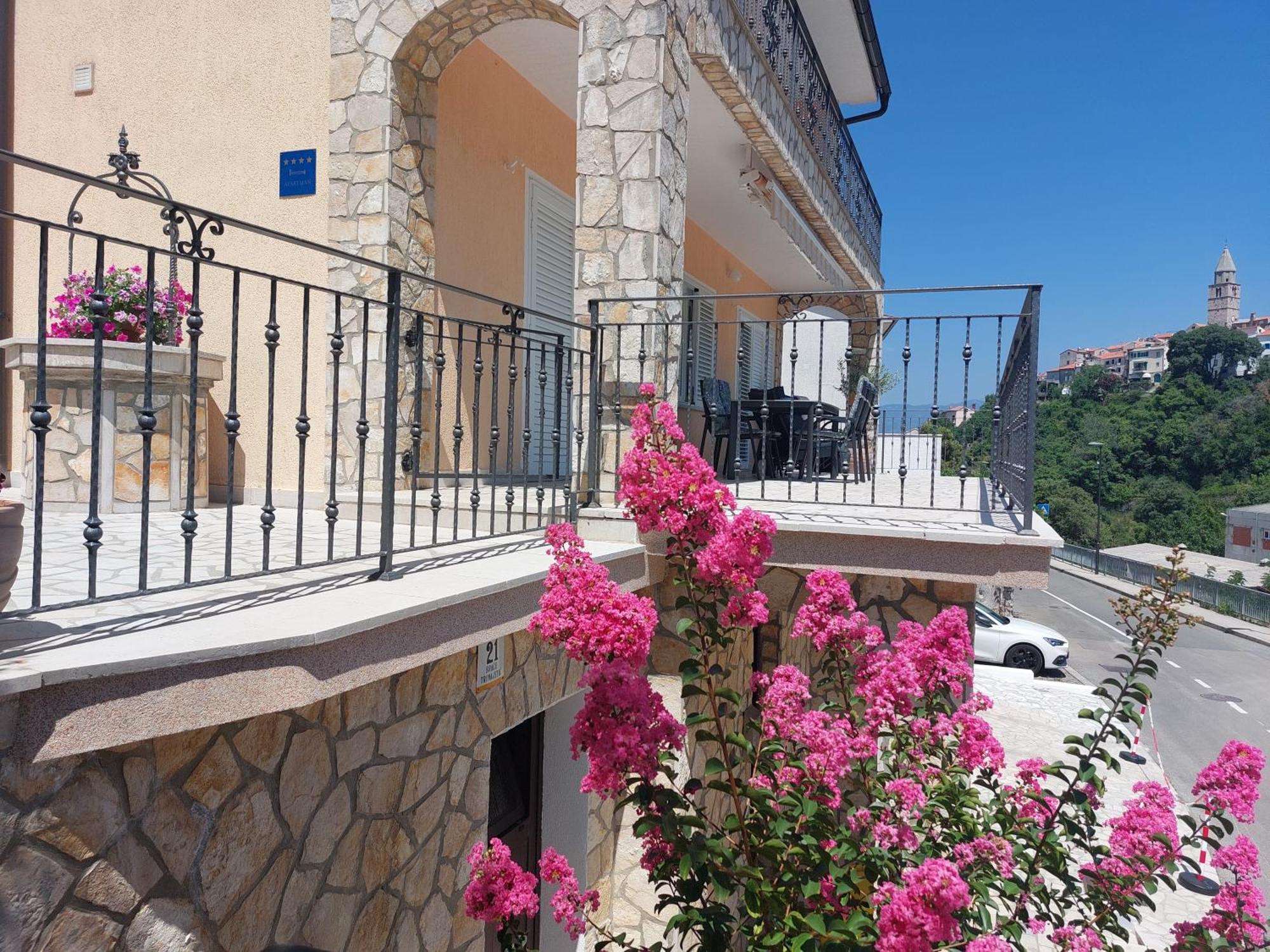 Apartman Marina Vrbnik Exterior foto